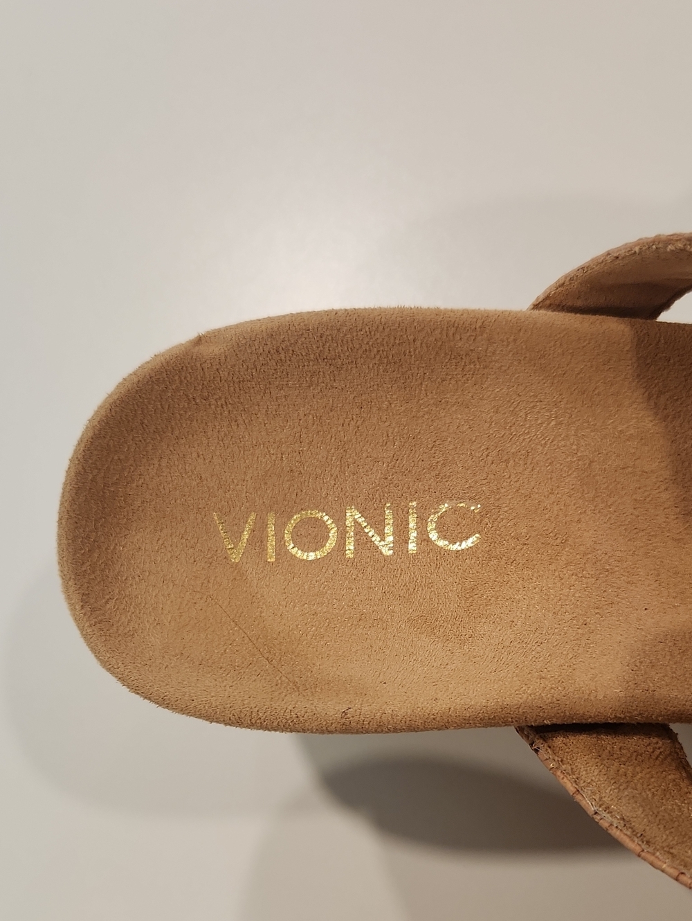 Vionic Radia Wedge Slip-On Sandal In Gold-Speckled Cork Size 10 - Picture 2 of 8